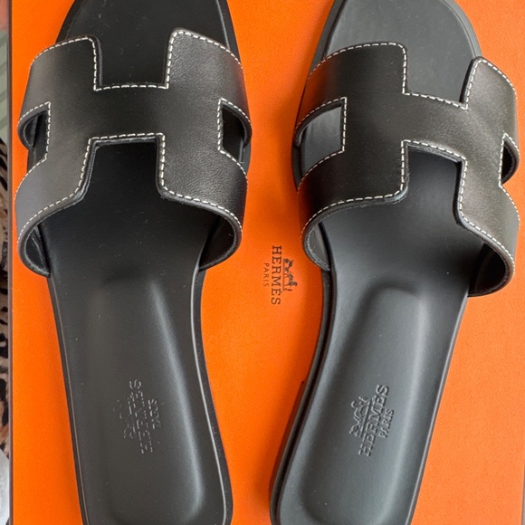 NIB pristine never worn Hermes Oren - Picture 4 of 4